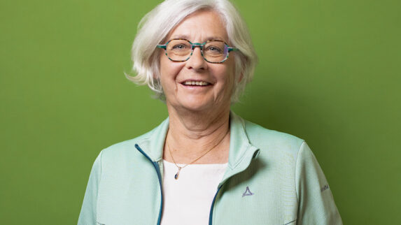 Portraitfoto von Elisabeth Aufhauser