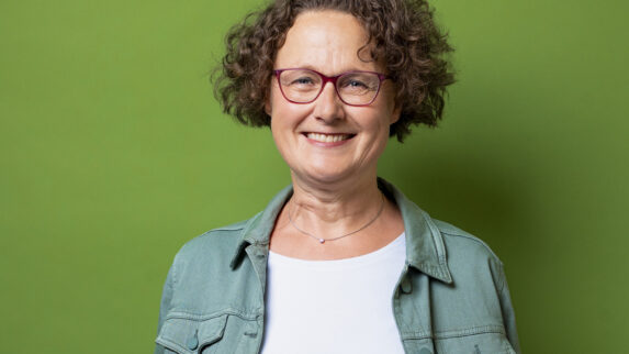 Portraitfoto von Josefa Molitor-Ruckenbauer